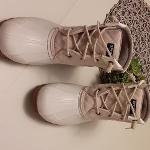 Winter boots (cream) (SOLD)